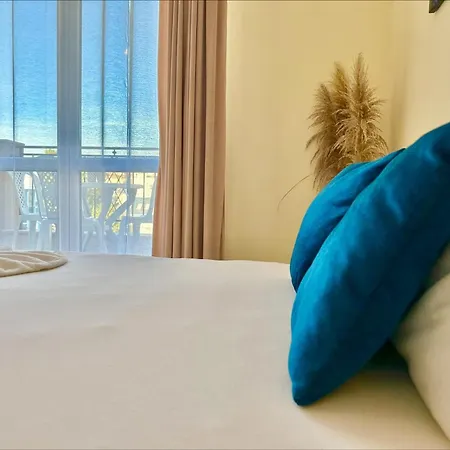 Ipanema - Menada * Święty Włas