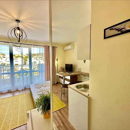 Ipanema - Menada * Święty Włas